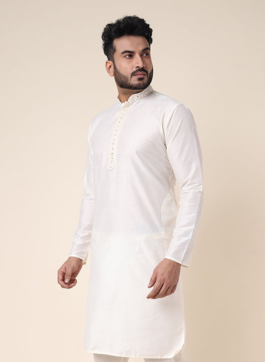 Men’s Cream Silk Kurta with Embroidered Detailing